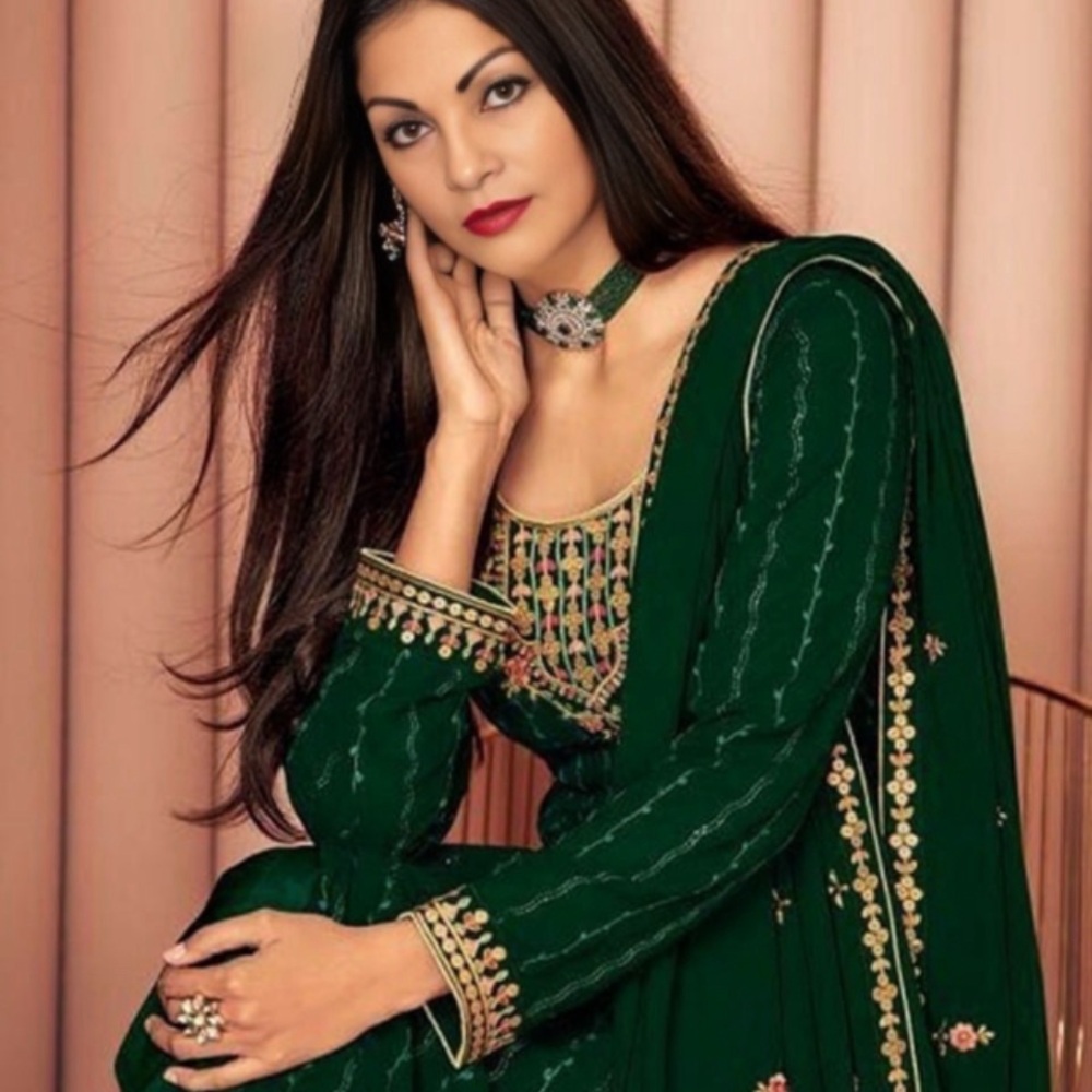 Meet your Posher, Maria